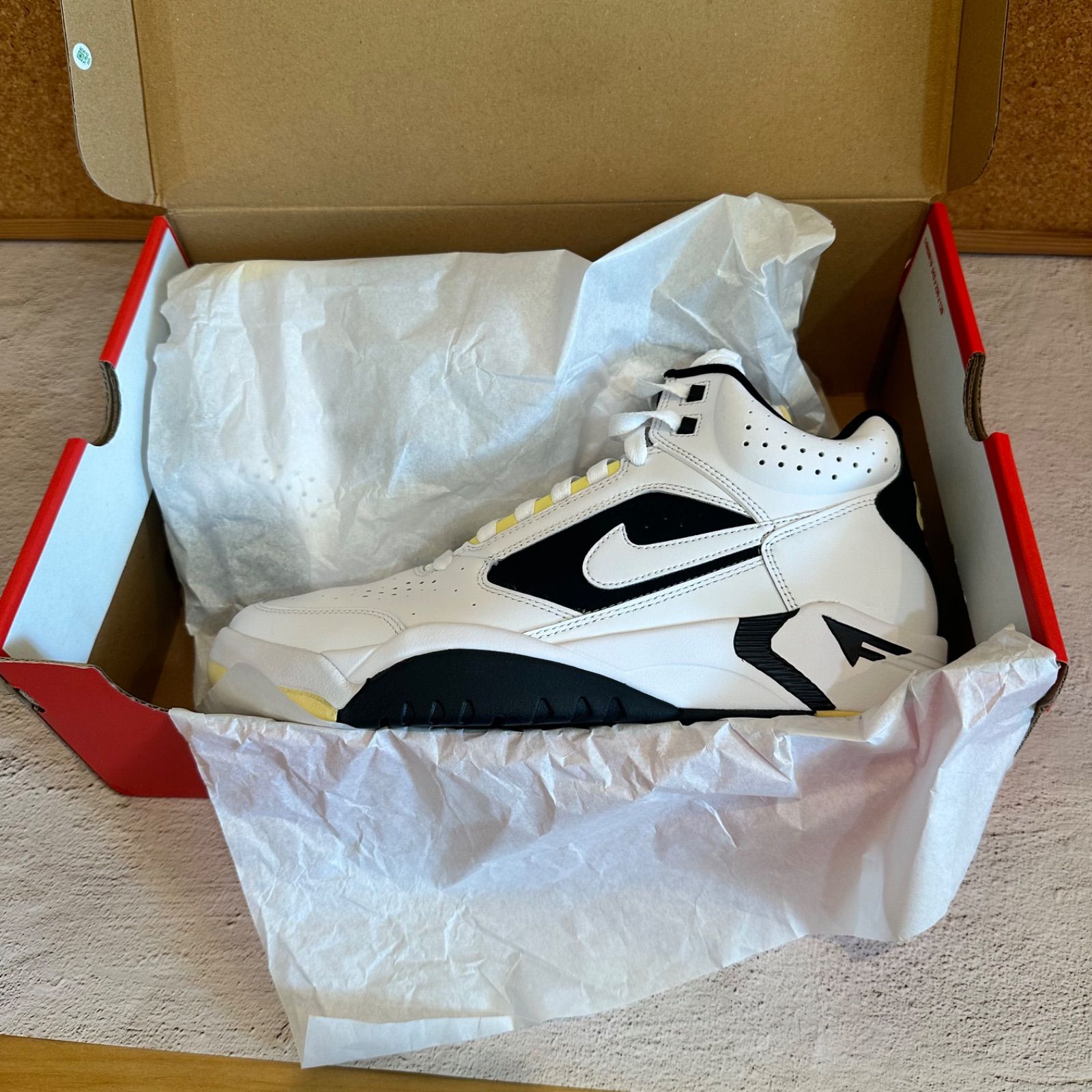 Nike Air Flight Lite Mid 限定カラー 完売品 - メルカリ