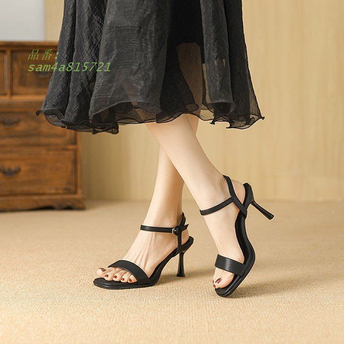 スクエアトウ サンダル