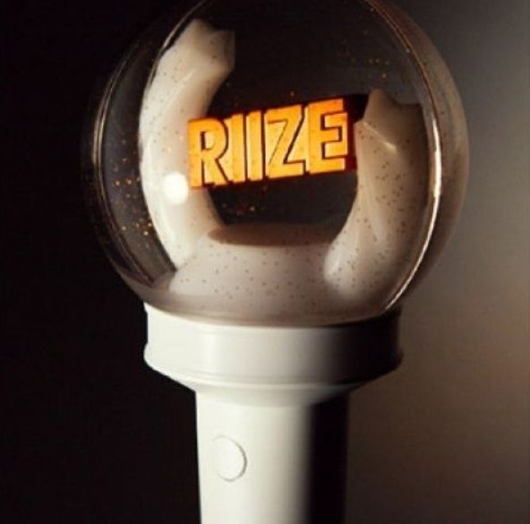 新品未使用】 RIIZE ライズ ペンライト コンサートには必須です