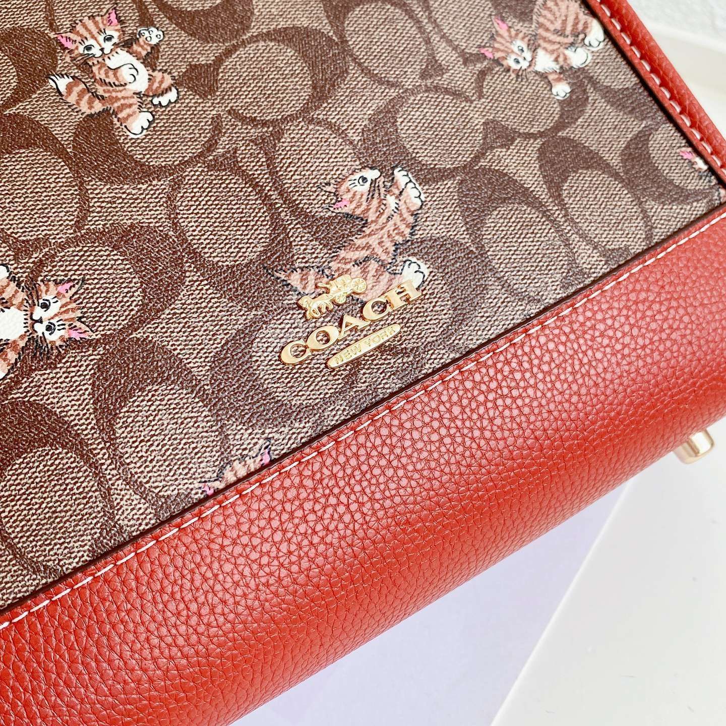 COACH コーチ dempsey デンプシー 22 CC424 シグネチャー ダンシング キトゥン プリント 猫 キャット ショルダーバッグ -  メルカリ