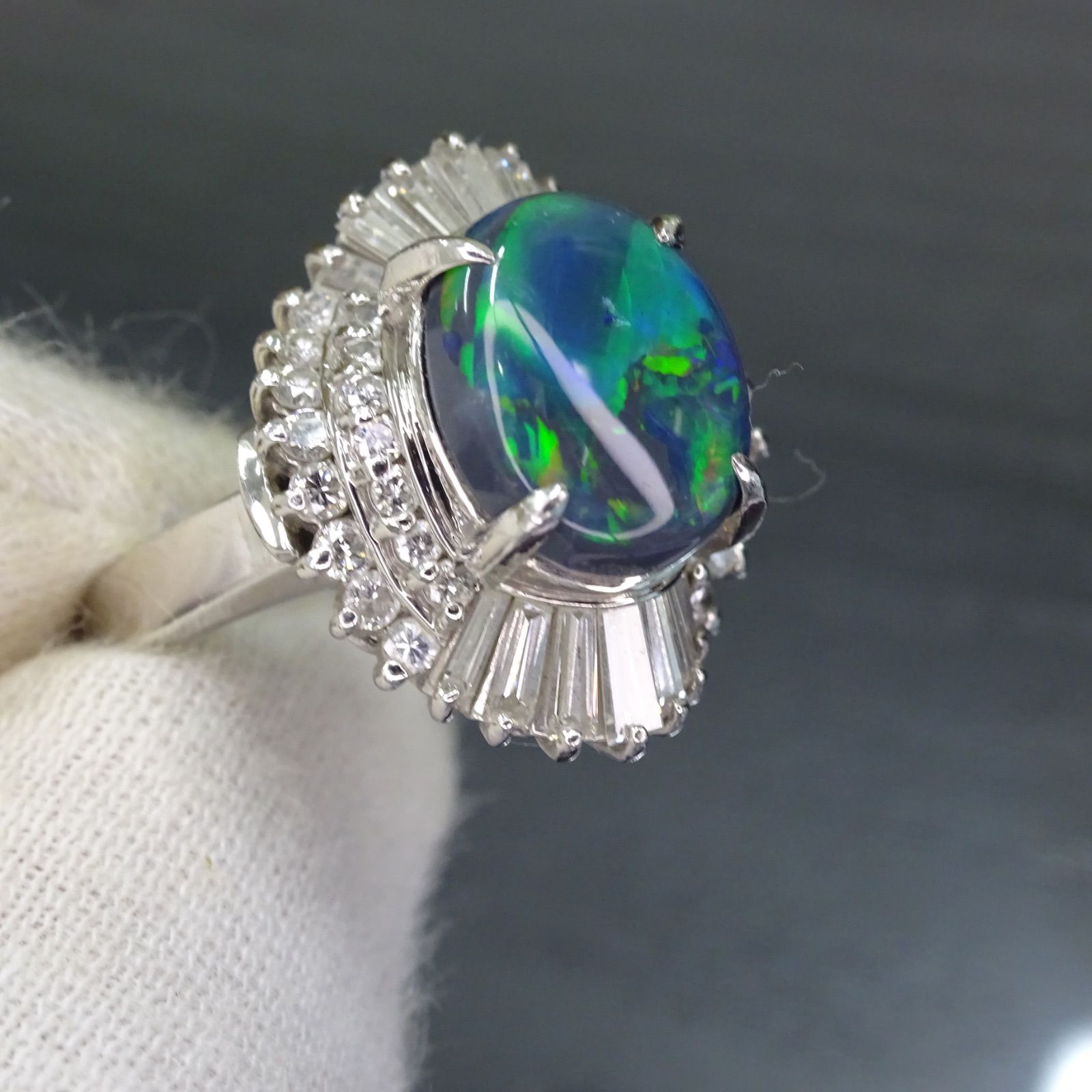 プラチナ pt900 天然ブラックオパール 2.46ct 天然ダイヤモンド 1.11ct 