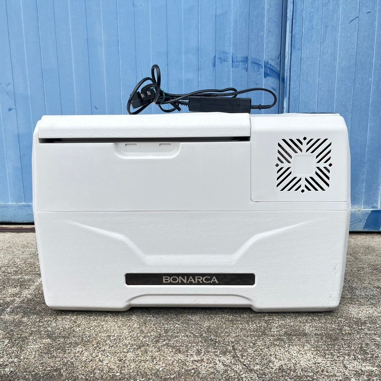 BONARCA ポータブル冷蔵庫 30L CRX-300 (管理番号：OKU7567