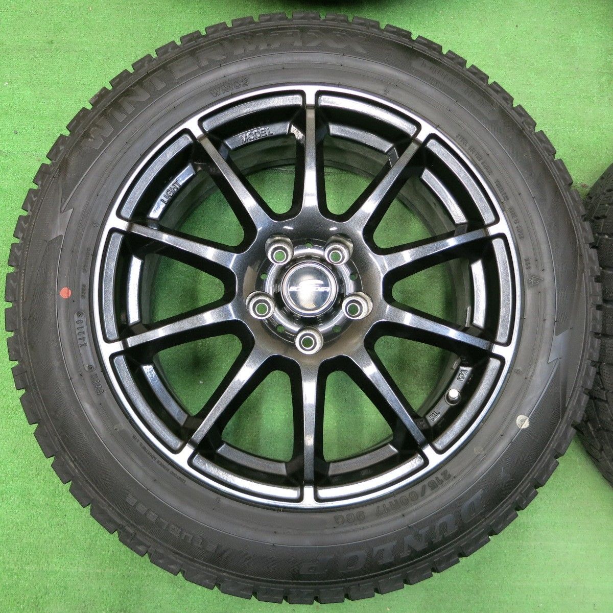 *送料無料* バリ溝！キレイ！9.5分★スタッドレス 215/60R17 ダンロップ ウインターマックス WM02 SCHNEIDER MiD  シュナイダー PCD114.3/5H★4052103イス