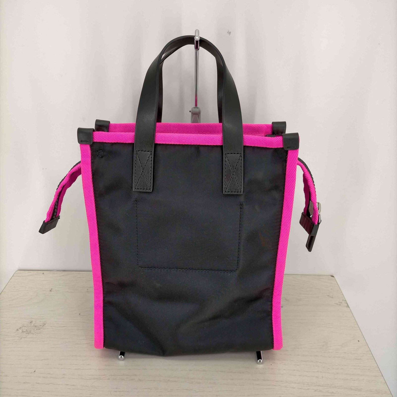 マークジェイコブス ニューヨーク MARC JACOBS NEW YORK Retake Nylon 
