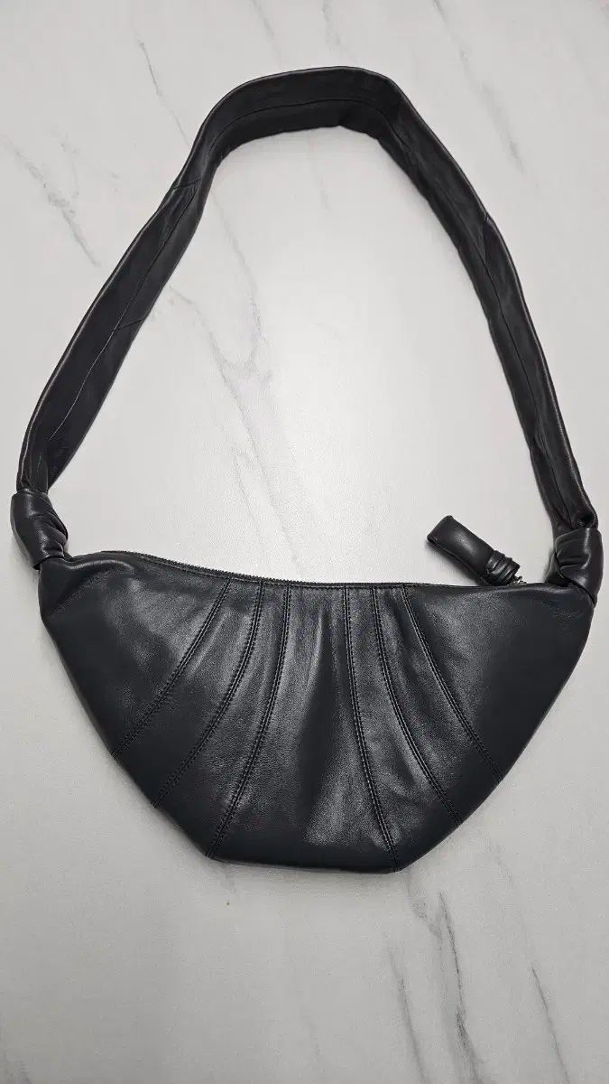 LEMAIRE ルメール クルーネック スモールバッグ グレーカラー