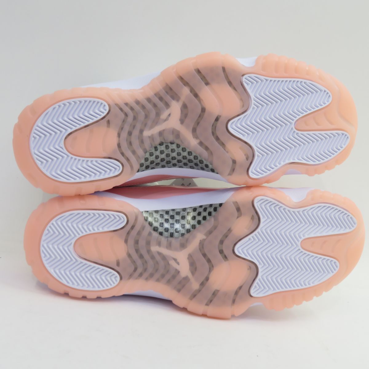 未使用】NIKE ナイキ WMNS AIR JORDAN 11 RETRO LOW ウィメンズ エア 