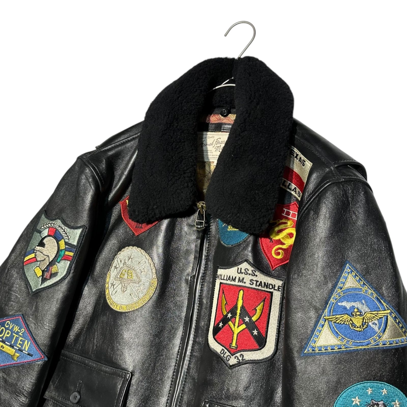 AVIREX ブラック フライトジャケット U.S.S. Galveston AVIREX ブラック フライトジャケット U.S.S. Galveston AVIREX