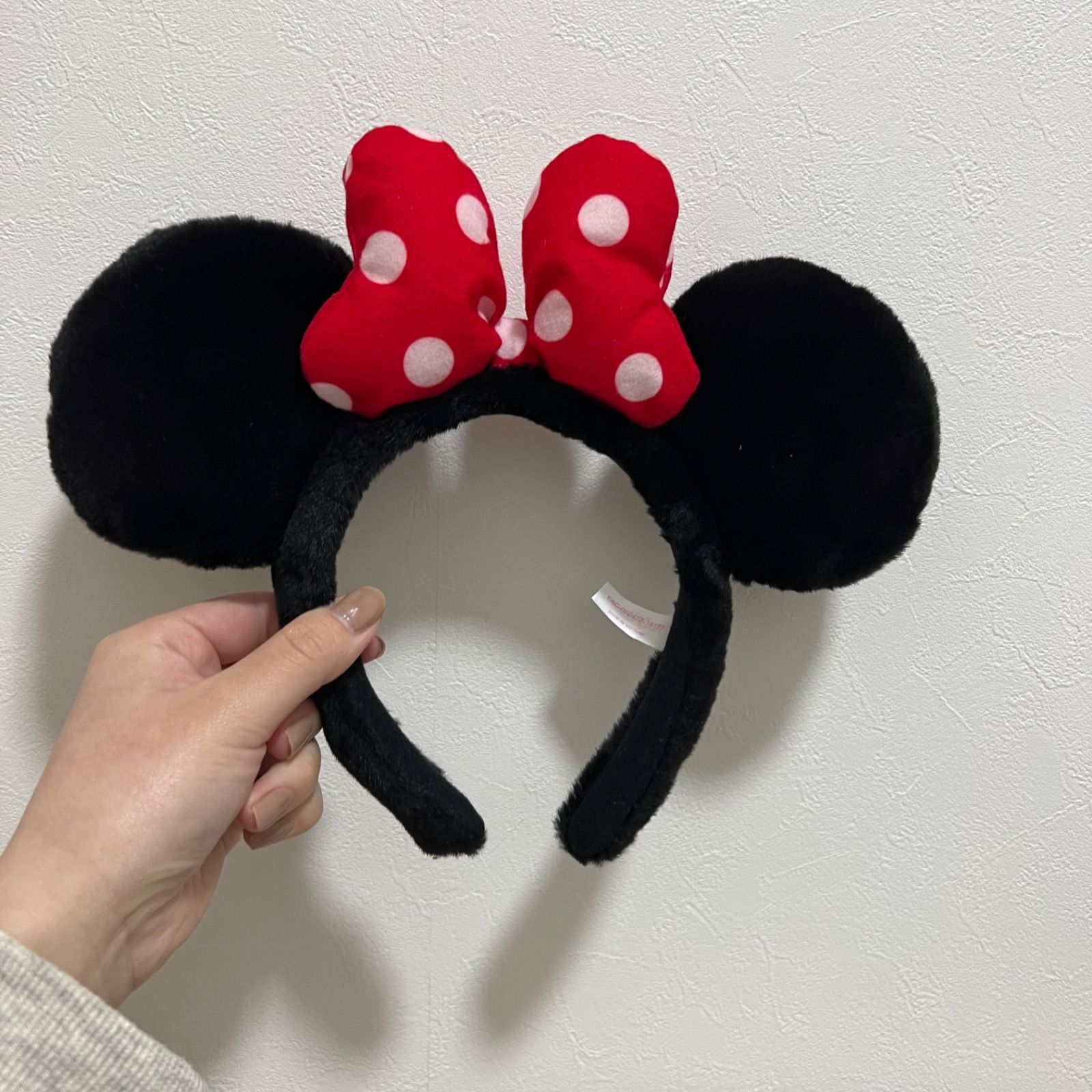 大人用‼️】ミニーマウス カチューシャ シンプル カチューシャ - メルカリ