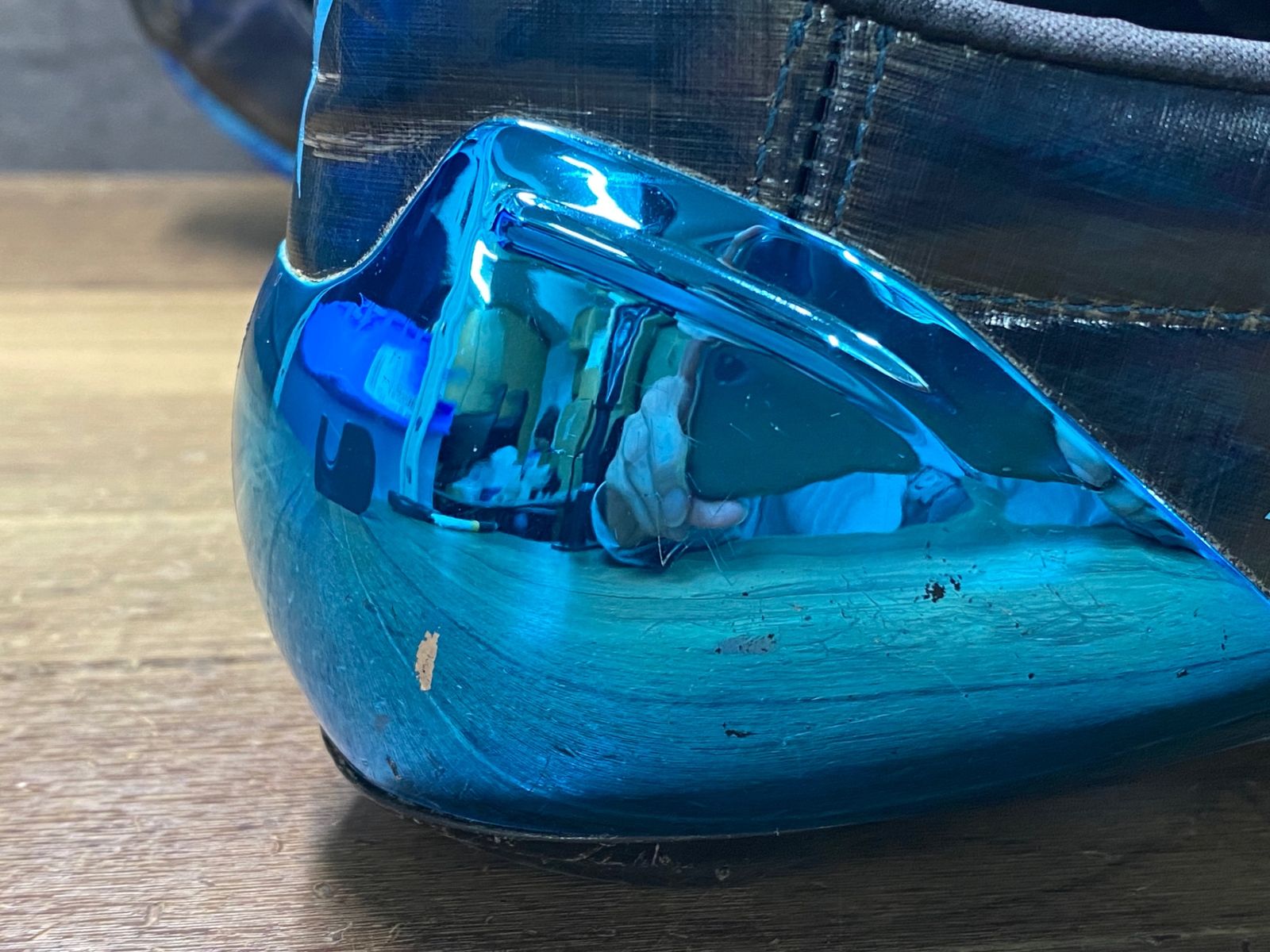 ビンディングシューズ