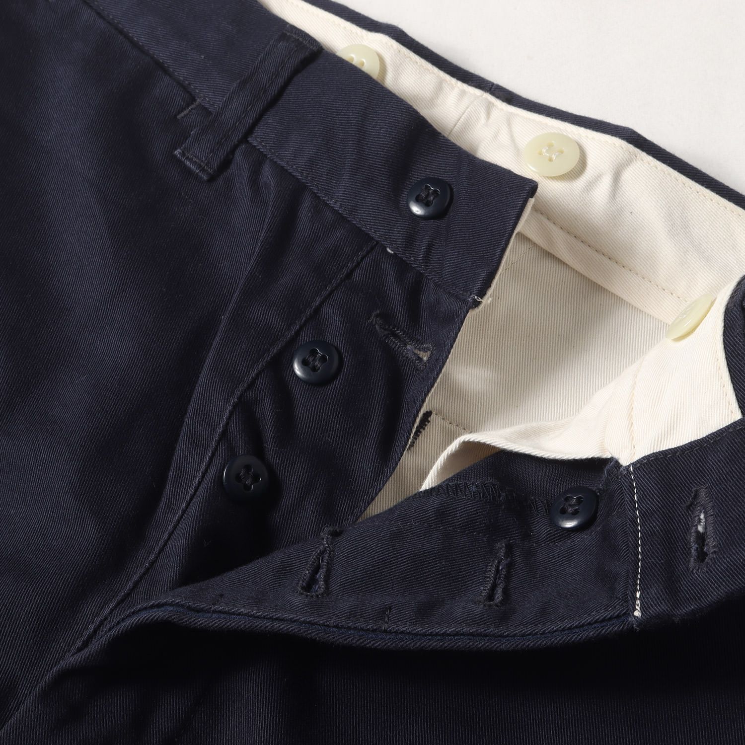 At LAST&CO アットラスト パンツ ネイビー 紺 サイズ:32 | コットン At LAST&CO アットラスト パンツ ネイビー 紺 サイズ:32 | コットン