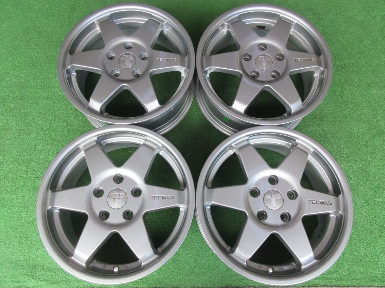 テクマグ タイプ206R 6.5J-16 5H112 +50 66.6パイ Aクラス B 