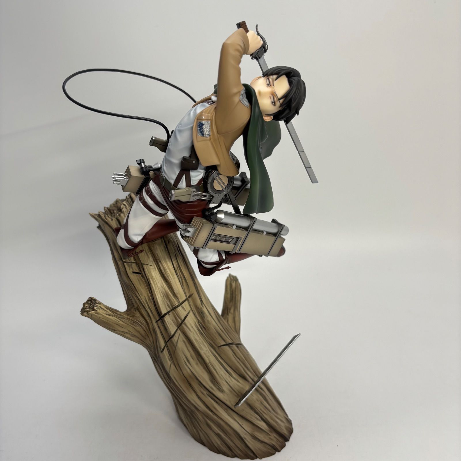 進撃の巨人 ARTFX J リヴァイ 1/8スケール フィギュア