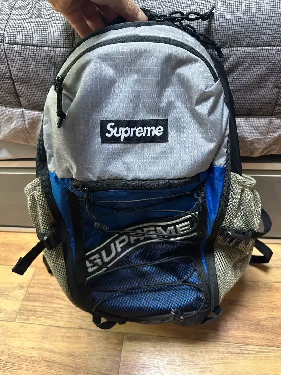 Supreme シュプリーム
