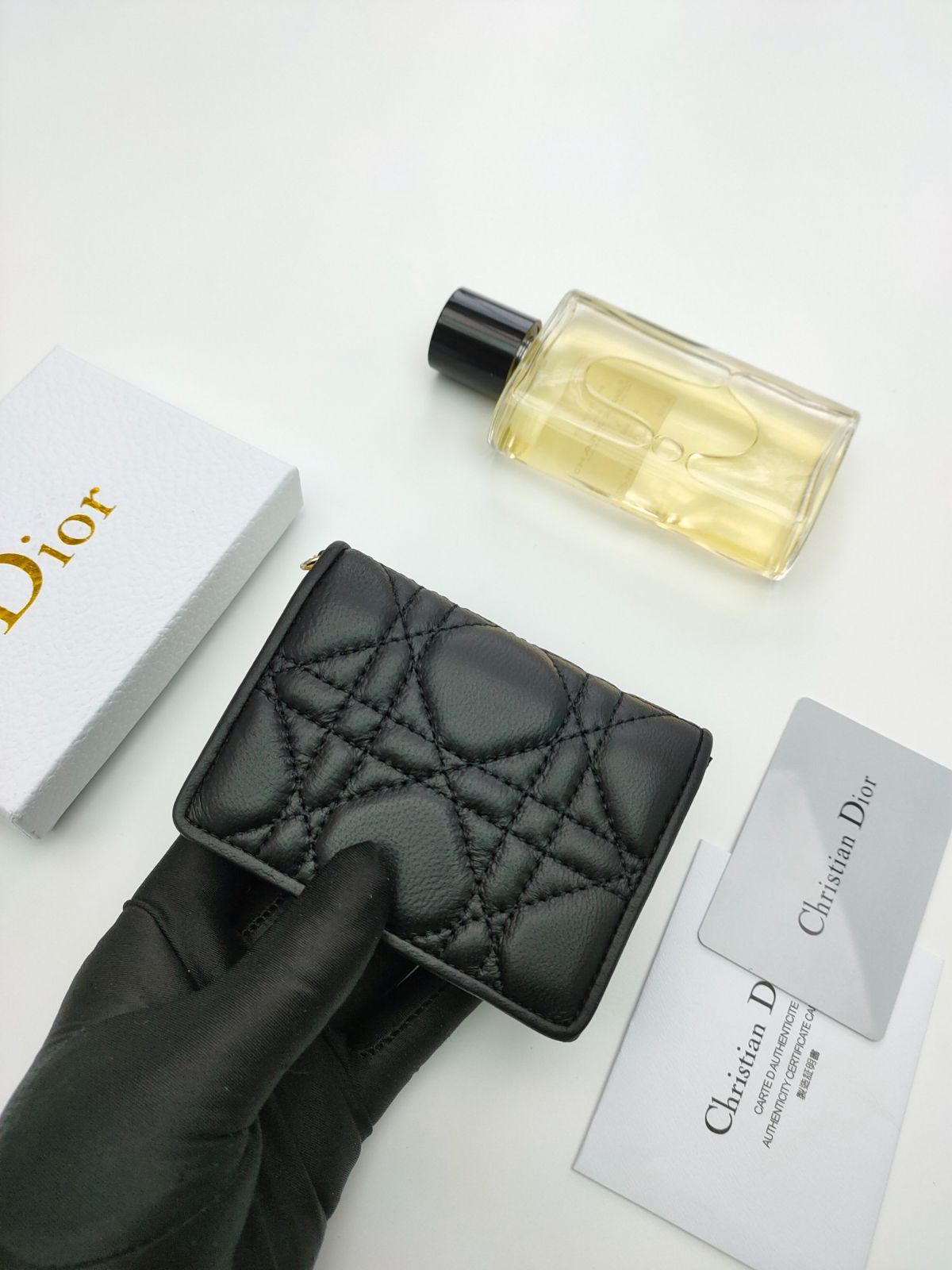 DIOR レディディオール 折財布