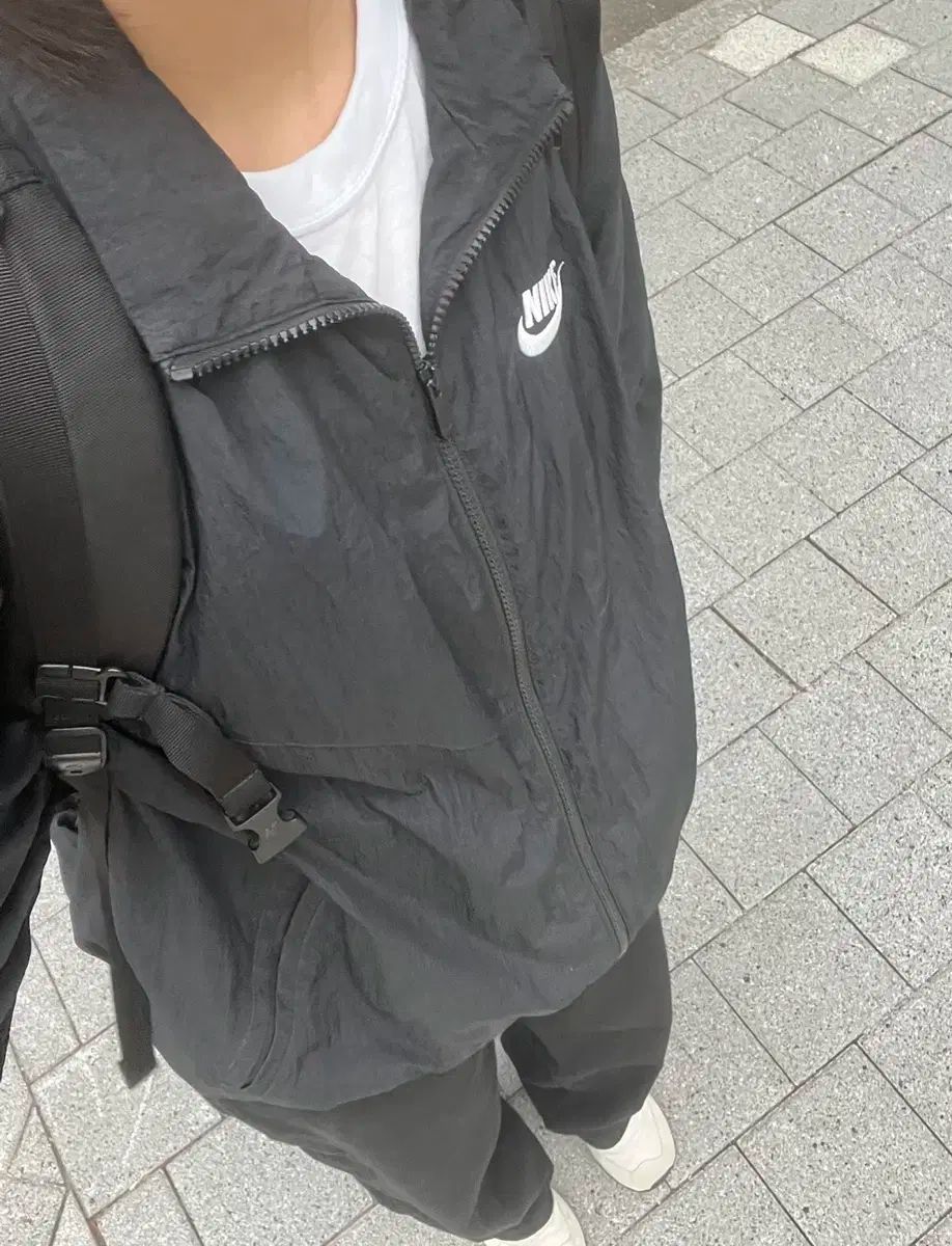NIKE ナイキ ウィンドブレーカー 黒