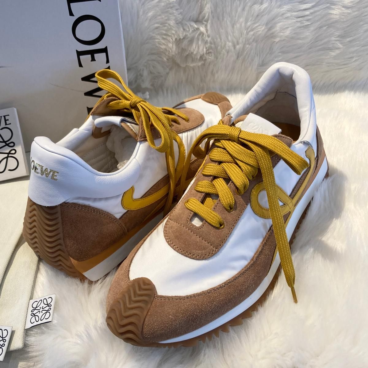 LOEWE ロエベ フローランナー ｽﾆｰｶｰ 靴|ﾒﾝｽﾞ Brown ブラウン 42 JP27 5cm