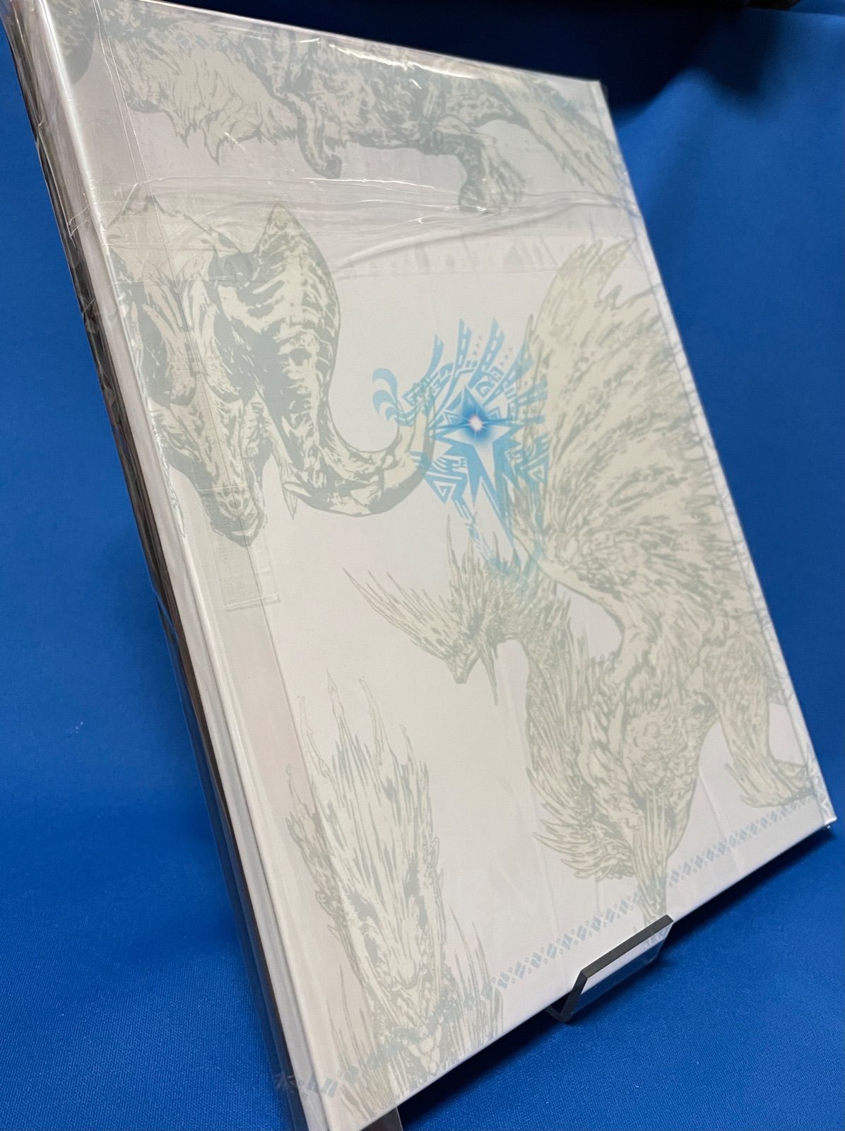 モンスターハンター　アートブック　セット モンスターハンター アートブック 2種セット - メルカリ
