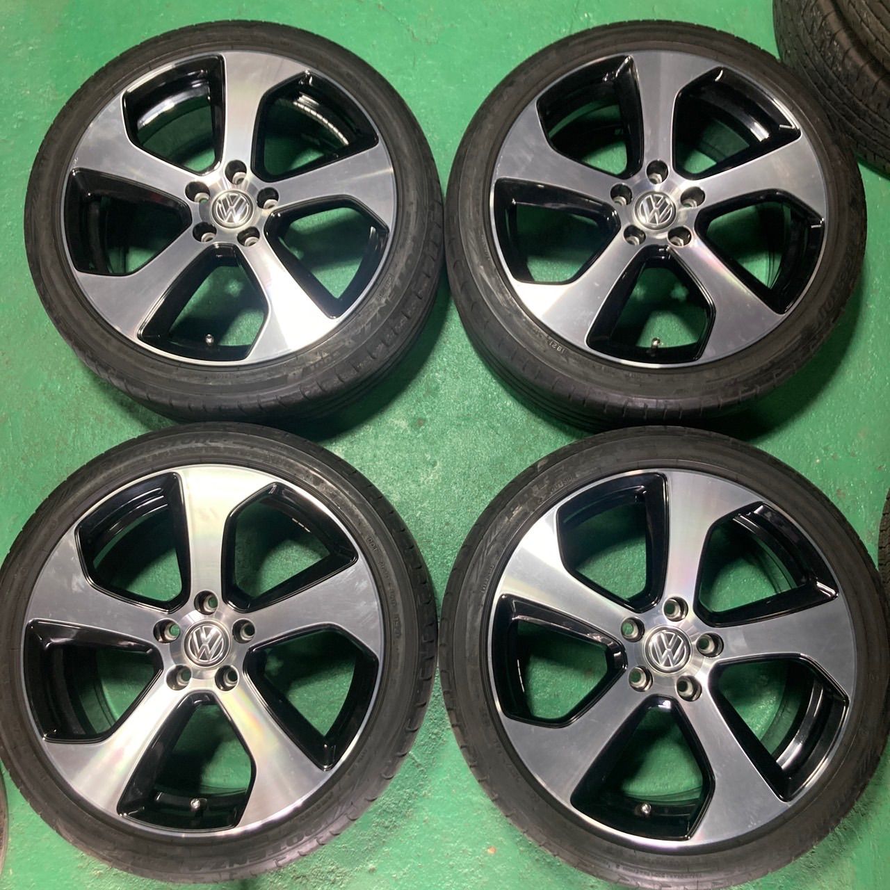 VW フォルクスワーゲン ゴルフ7 GTI クラブスポーツ 純正アルミホイール 楽天市場】中古 フォルクスワーゲン VW ゴルフ7 GTI 純正 タイヤ