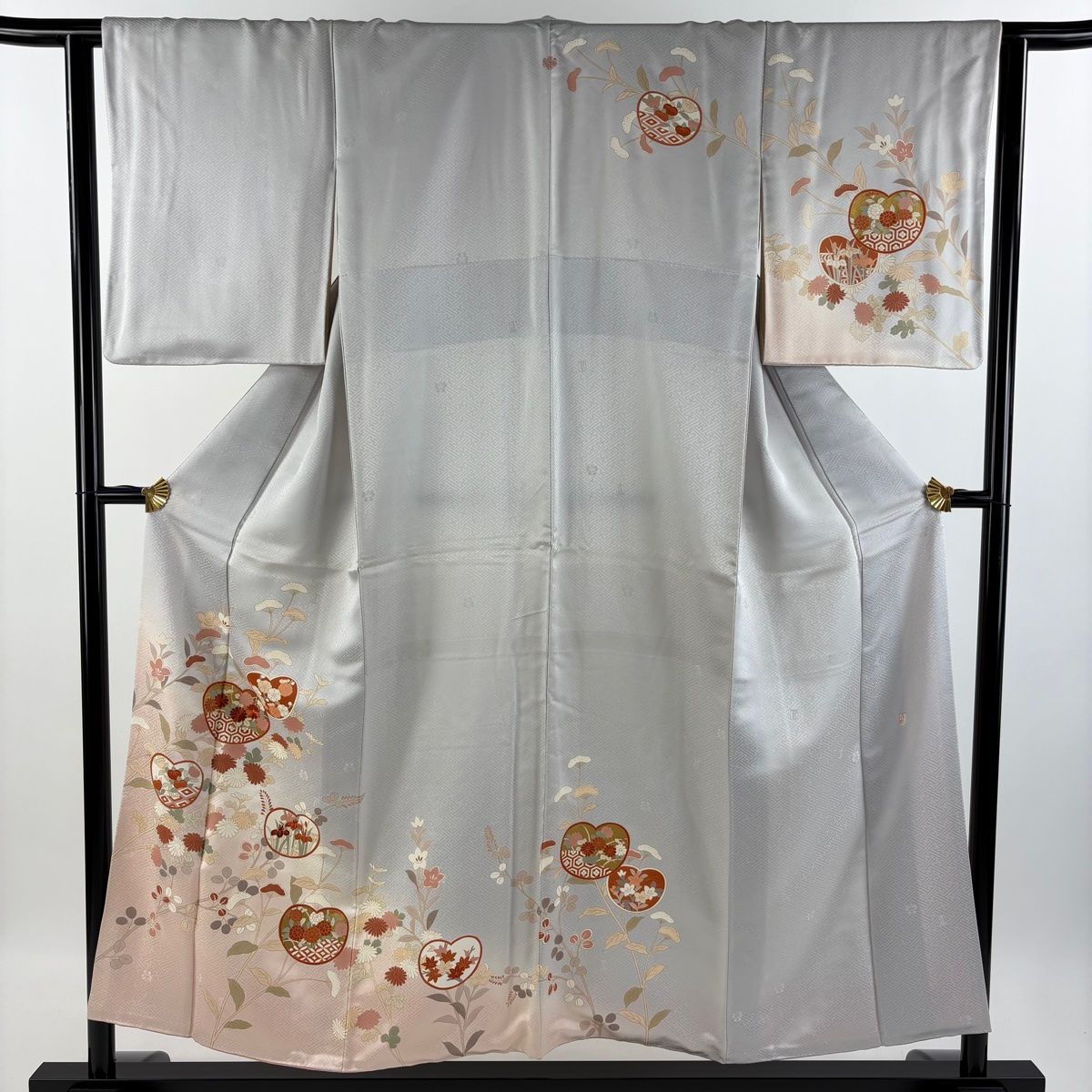 訪問着 身丈150cm 裄丈65cm M 袷 吾妻徳穂 落款あり 逆さ雲取り 草花 金糸 金彩 ピンク 正絹 逸品 中古 訪問着 身丈154cm 裄丈62.5cm S 袷 吾妻徳穂 落款 団扇文 草花 刺繍