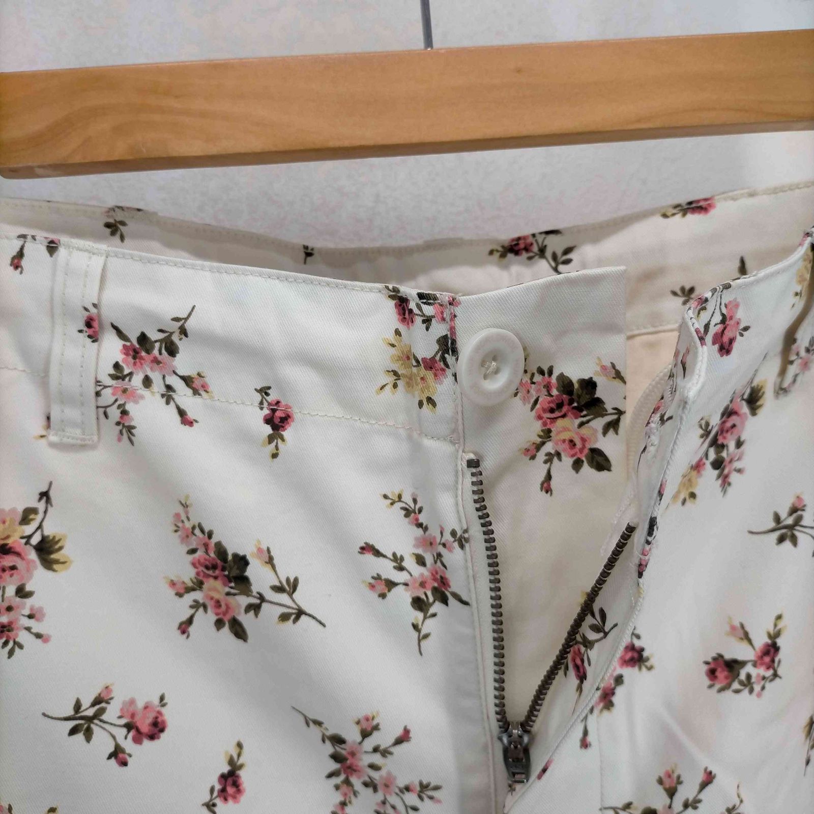 ハフ HUF Utility Floral Cargo Pants メンズ JPN：M - メルカリ