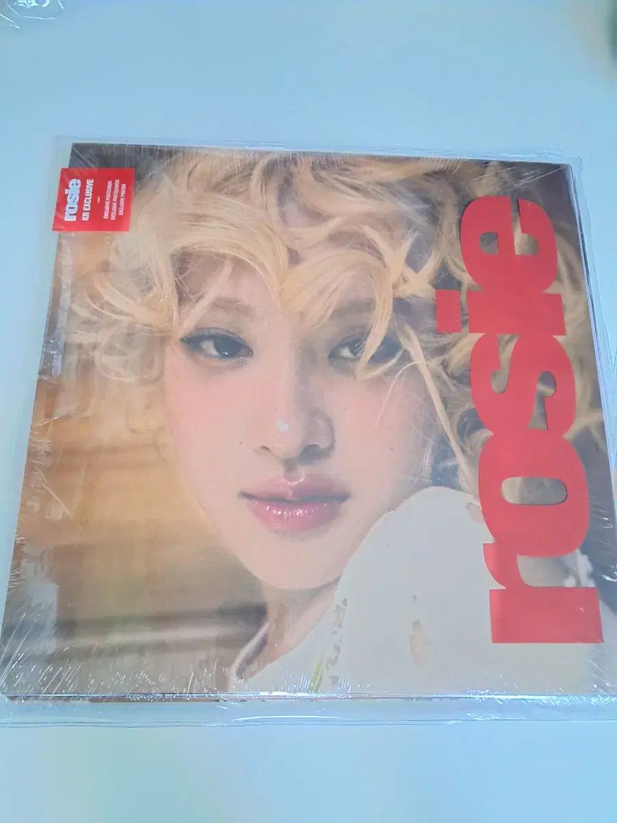 【雷市場（ポンジャン）商品韓国直送】 ロゼ(ROSE) ー Rosie (ロッジ) 韓国 排他的 アルバム 販売