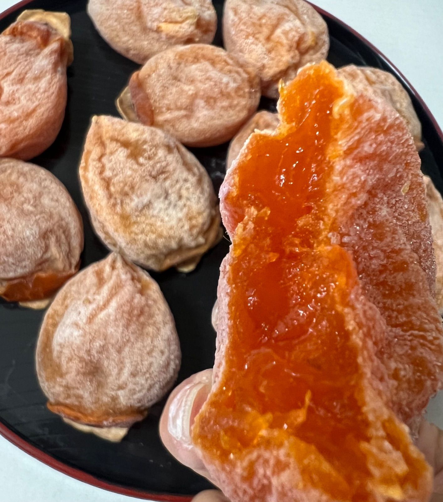 冷凍便‼️真空無し‼️「甘蜜干し柿」1kg×5パック(約105粒前後入)訳あり 食品 無農薬栽培‼️訳あり甘蜜干し柿1kg×4パック‼️仕入れ業者さんから
