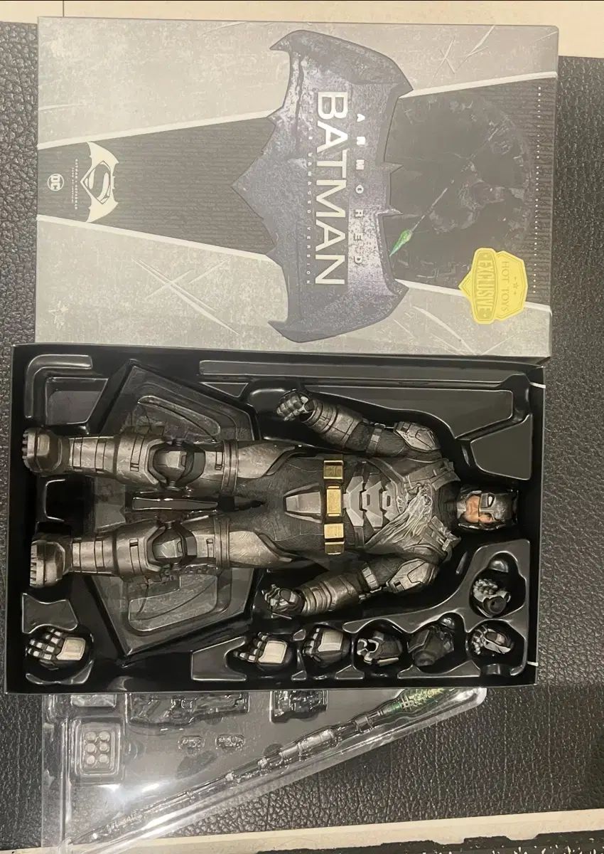 ホットトイズ アーマードバットマン ダメージ STEELWINDOWSANDDOORS_COM