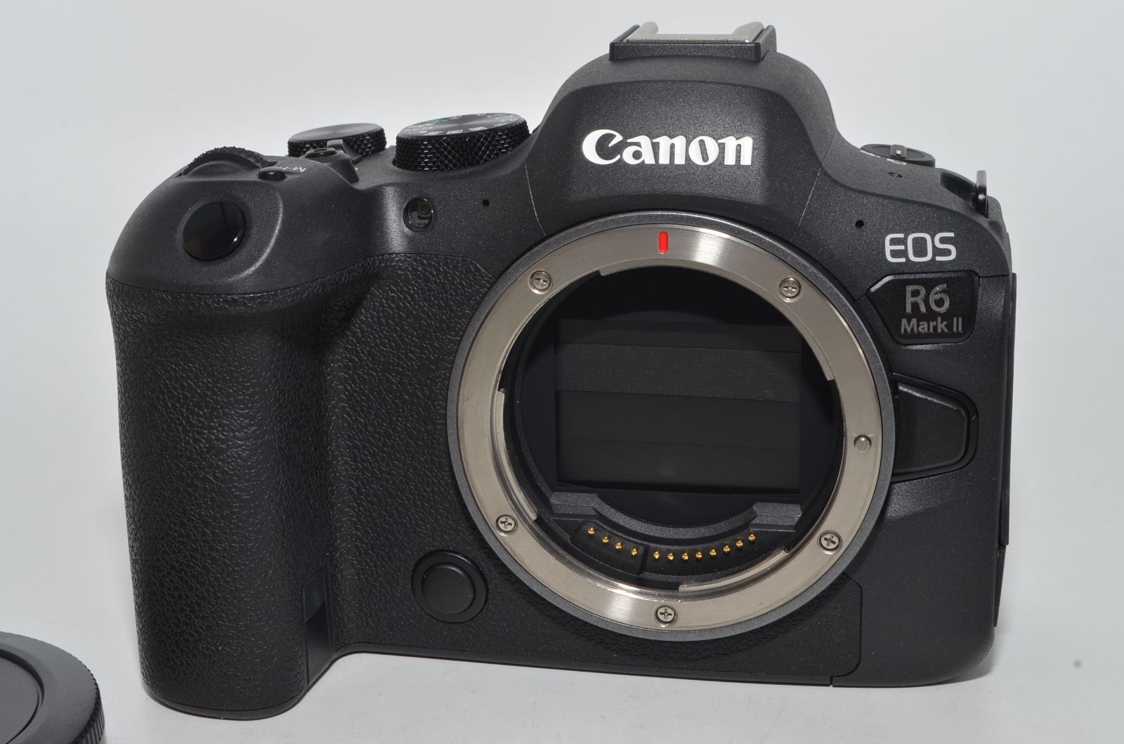 100%品質保証! 250883 キヤノン EOSR6MK2 ミラーレスカメラ EOS R6 Mark II ボディー