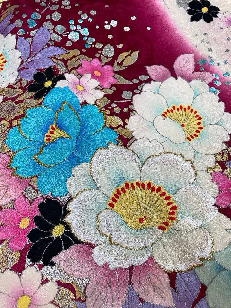 振袖 金彩 銀彩豪華 刺繍 紋意匠 身丈 157cm 撥水加工済 MO2900 - メルカリ