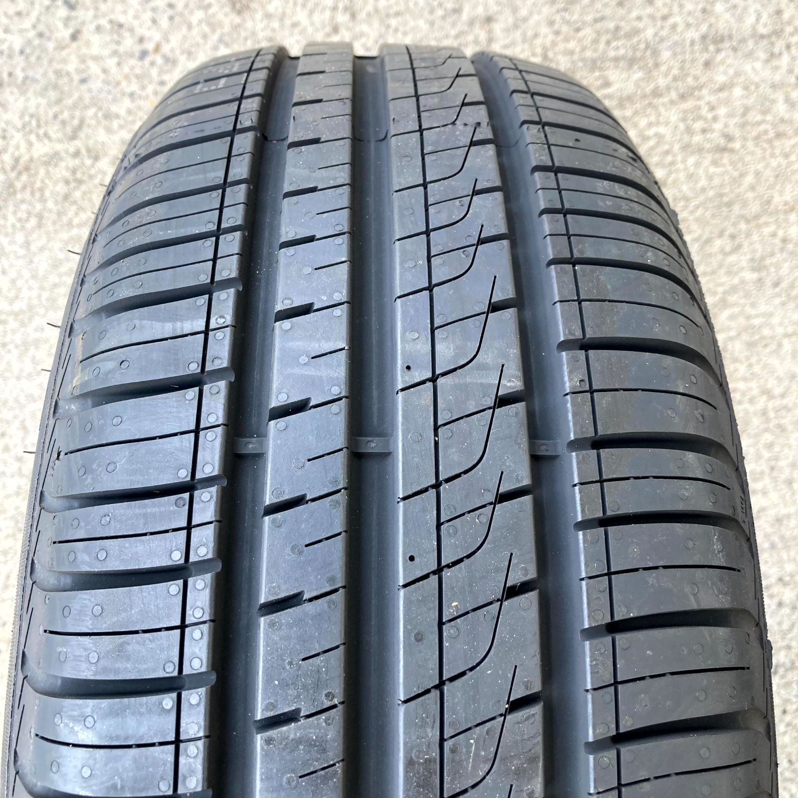 新品】 PIRELLI Cinturato P6 195/55R15 サマータイヤ 4本セット 新品】 PIRELLI Cinturato P6 195/55R15 サマータイヤ 4本セット