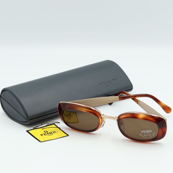 FENDI フェンディ サングラス ケース付 レディース メンズ 1.8