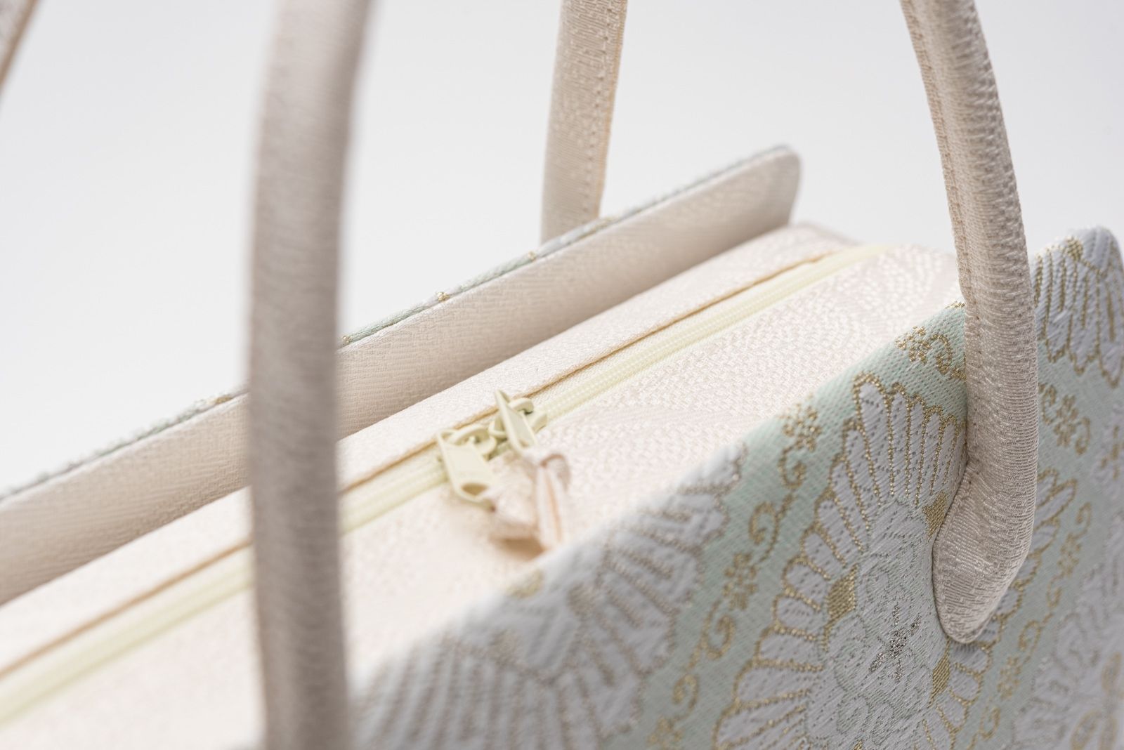 利休バッグ 白梅 ミントグリーン 菱華紋 - メルカリ