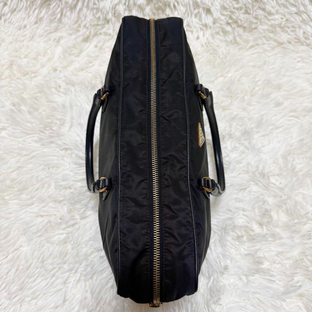 PRADA プラダ