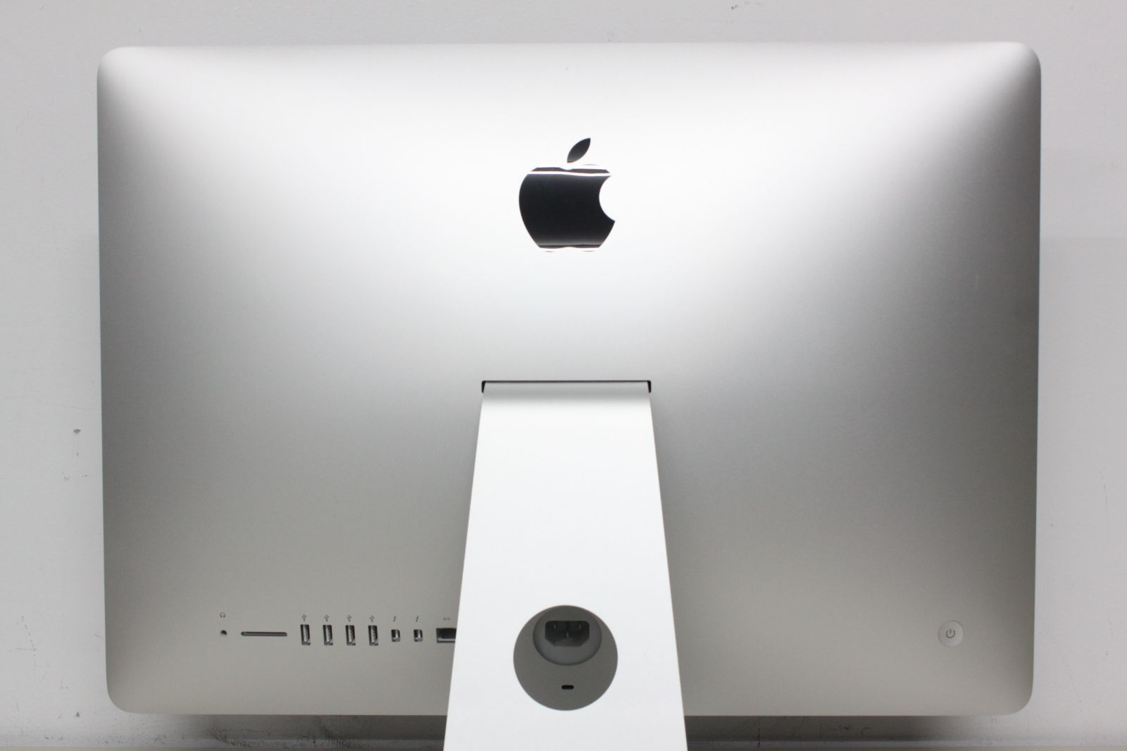 iMac（21.5-inch,Mid 2014）1.4GHz Core i5〈MF883J/A〉④ - メルカリ