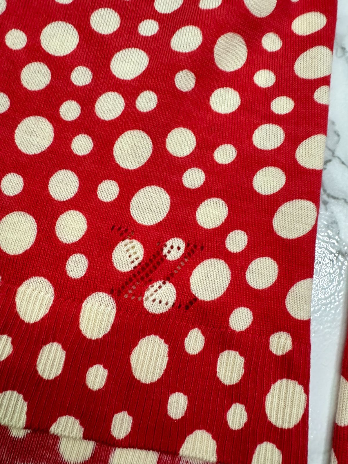 【極上美品】LOUIS VUITTON ルイヴィトン ドット柄カーディガン 希少 LOUIS VUITTON ルイヴィトン 草間彌生 ドット 水玉