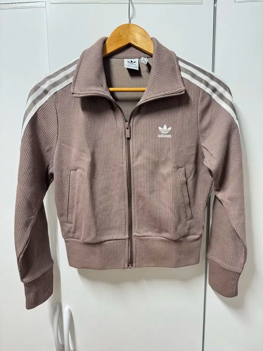adidas アディダス セット これは です