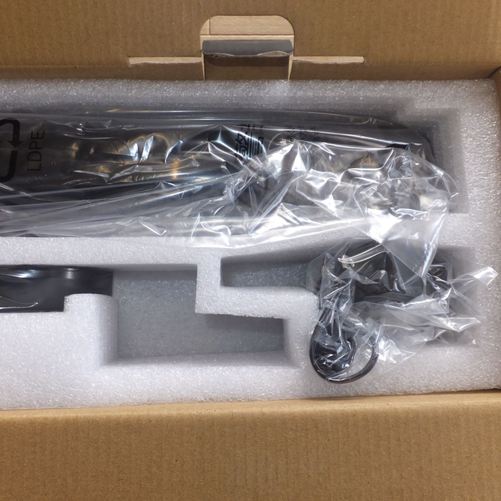 送料無料] 未使用☆ドン・キホーテ 情熱価格 専用スタンド付き