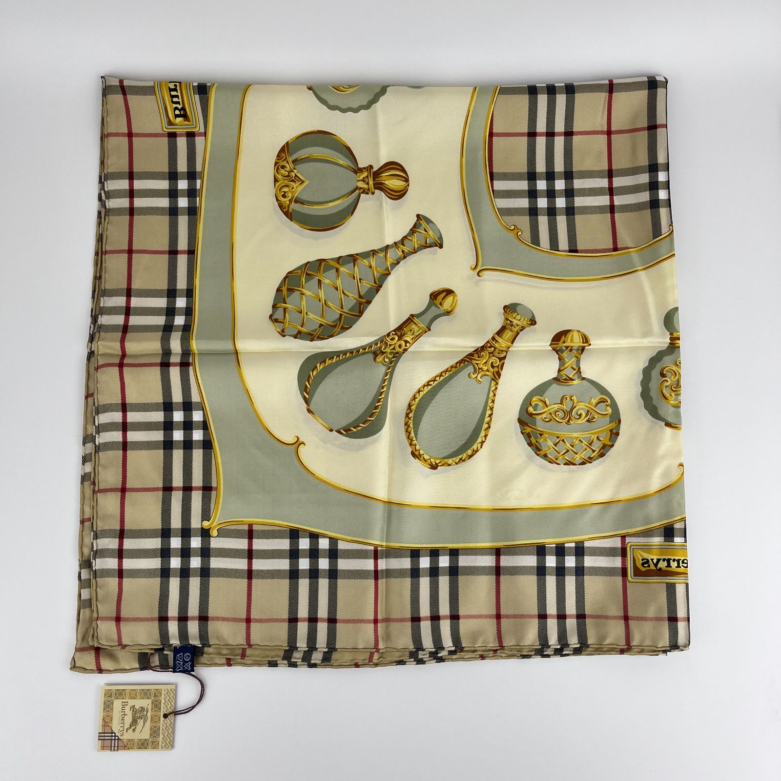 美品 BURBERRY バーバリー 大判 シルク スカーフ ベージュ 小物 バーバリー BURBERRY BURBERRY バーバリーチェック シルク