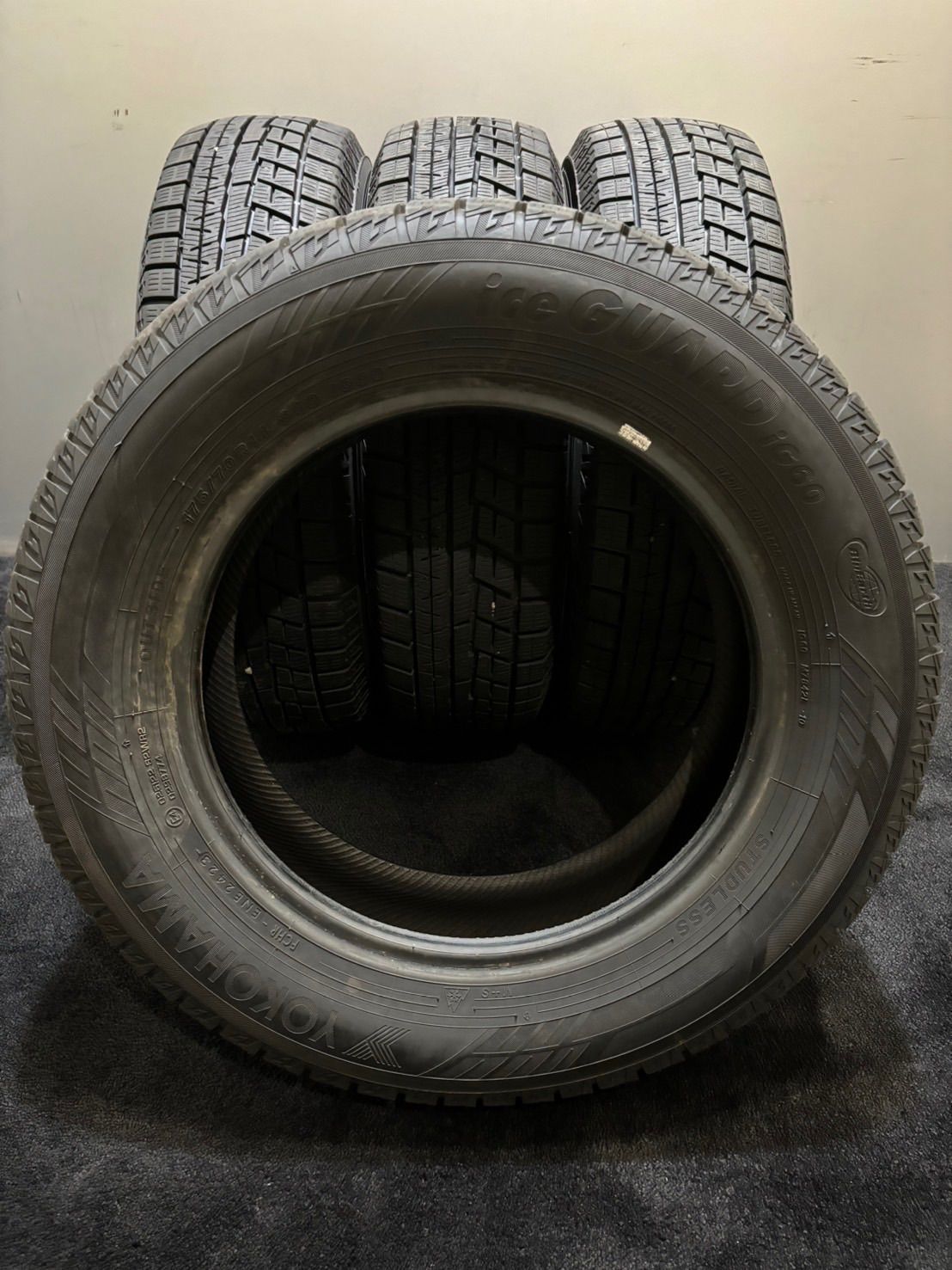 快速な 175 70R14 YOKOHAMA ice GUARD iG60 23年製 スタッドレス 4本 ヨコハマ アイスガード アクア ヤリス フィット ヴィッツ 4-K123