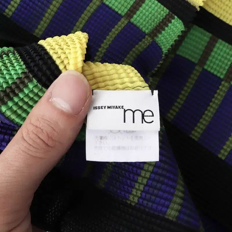 ISSEY MIYAKE(イッセイミヤケ) ビューティー カラー ブロック