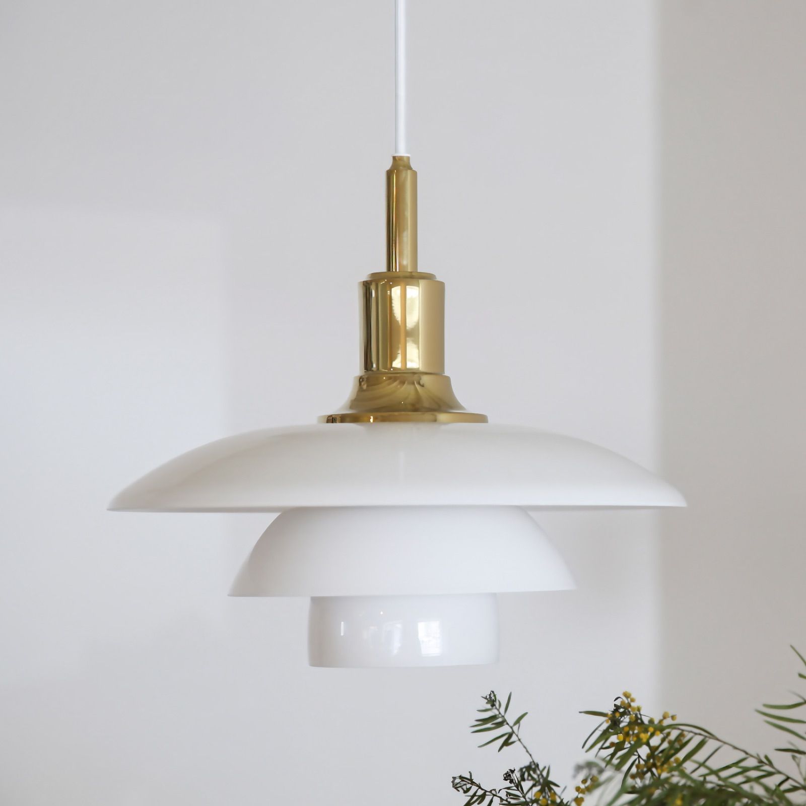 ◎新品未使用◎ PH3/2　リプロダクト　ゴールド　真鍮　北欧照明　ペンダント 新品未使用☆即日発送】PH 3/2 ペンダント 真鍮メタライズド リ