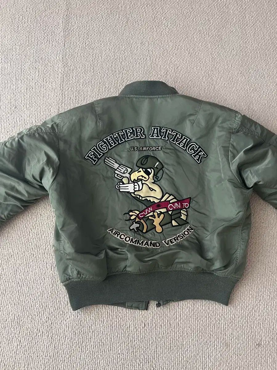 パイロットジャンパー