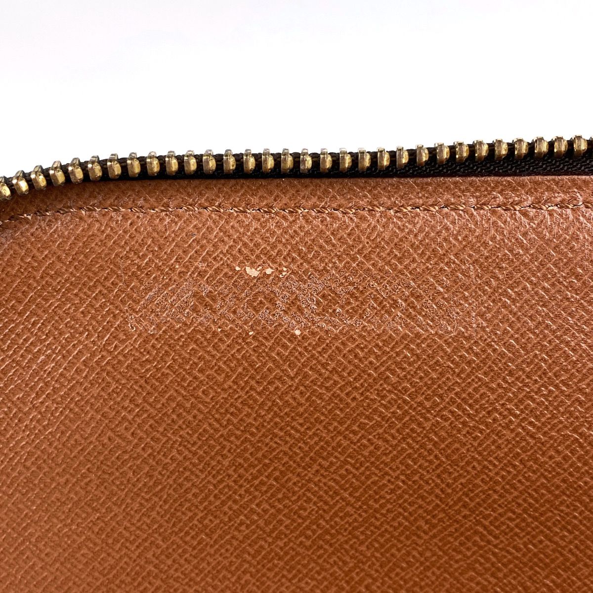 クラッチバッグ