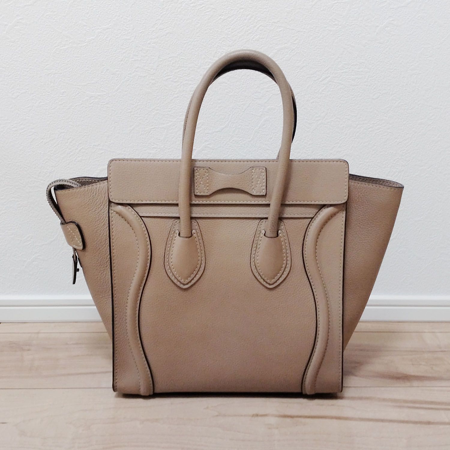 美品】セリーヌ ラゲージマイクロショッパー ハンドバッグ スムース カーフスキン Luggage Micro Shopper Tote Bag  Leather CELINE 189793DRU.09SO ユニセックス ブランドバッグ ブランド TYB0031 - メルカリ