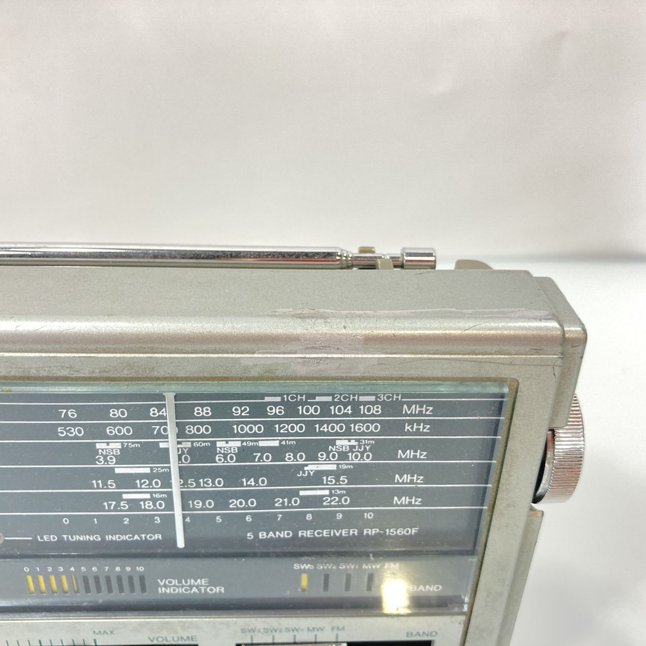 TOSHIBA 東芝 RP-1560F ポータブル型ラジオ 昭和レトロ (管理