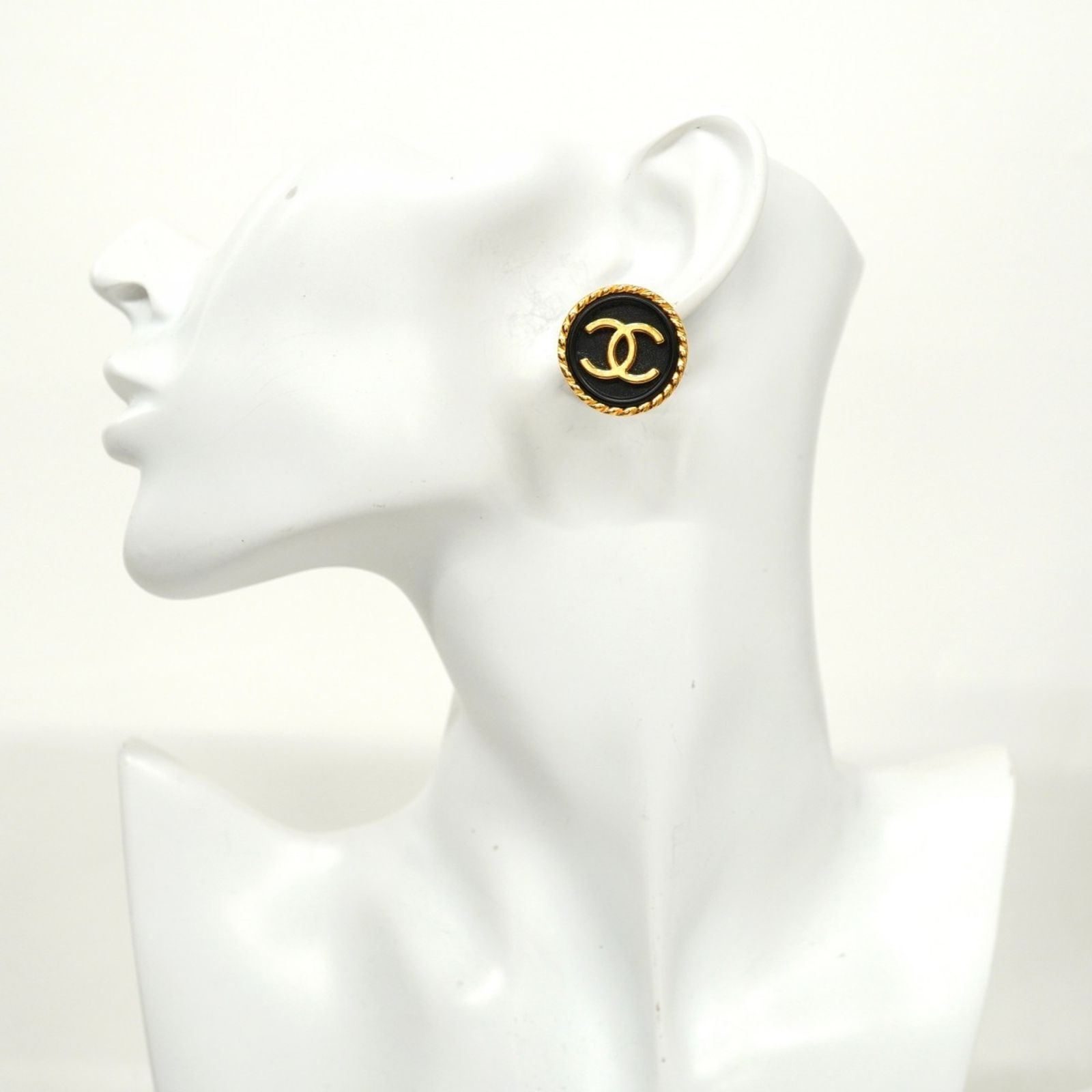 シャネル Chanel
