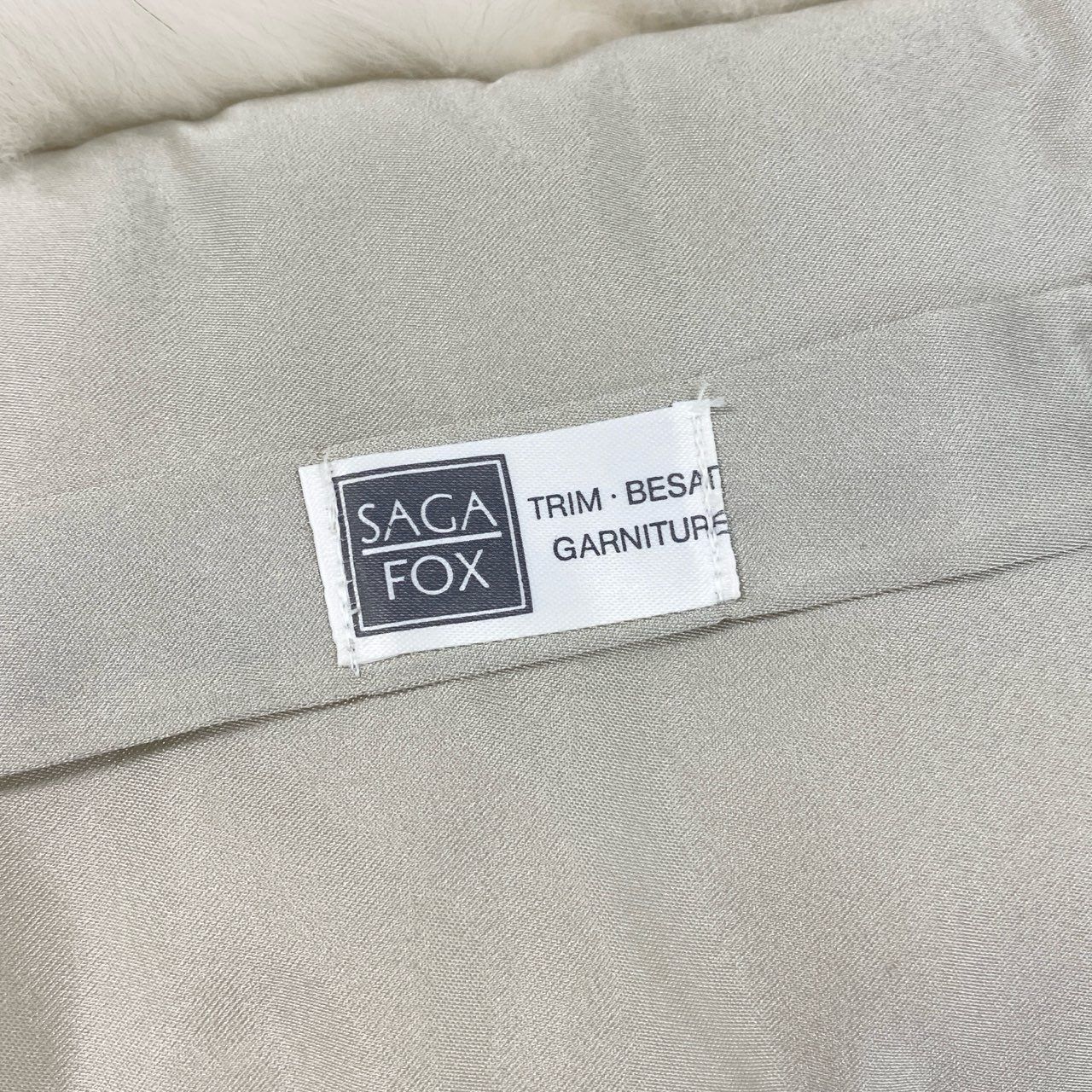 64g3 【新品タグ付き】 SAGA FOX サガフォックス 北欧産