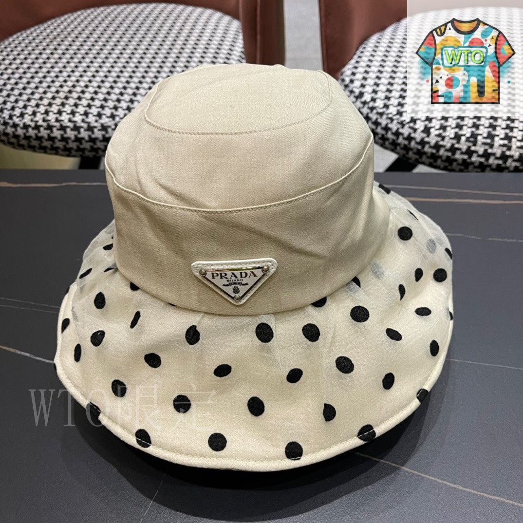 明日値段戻します　プラダ　バケットハット PRADA プラダ Re-Nylon バケットハット トライアングル ブラック