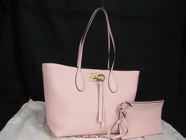 □新品同様□ Salvatore Ferragamo フェラガモ AU 21 H655 □新品同様□ Salvatore Ferragamo フェラガモ AU 21 H655