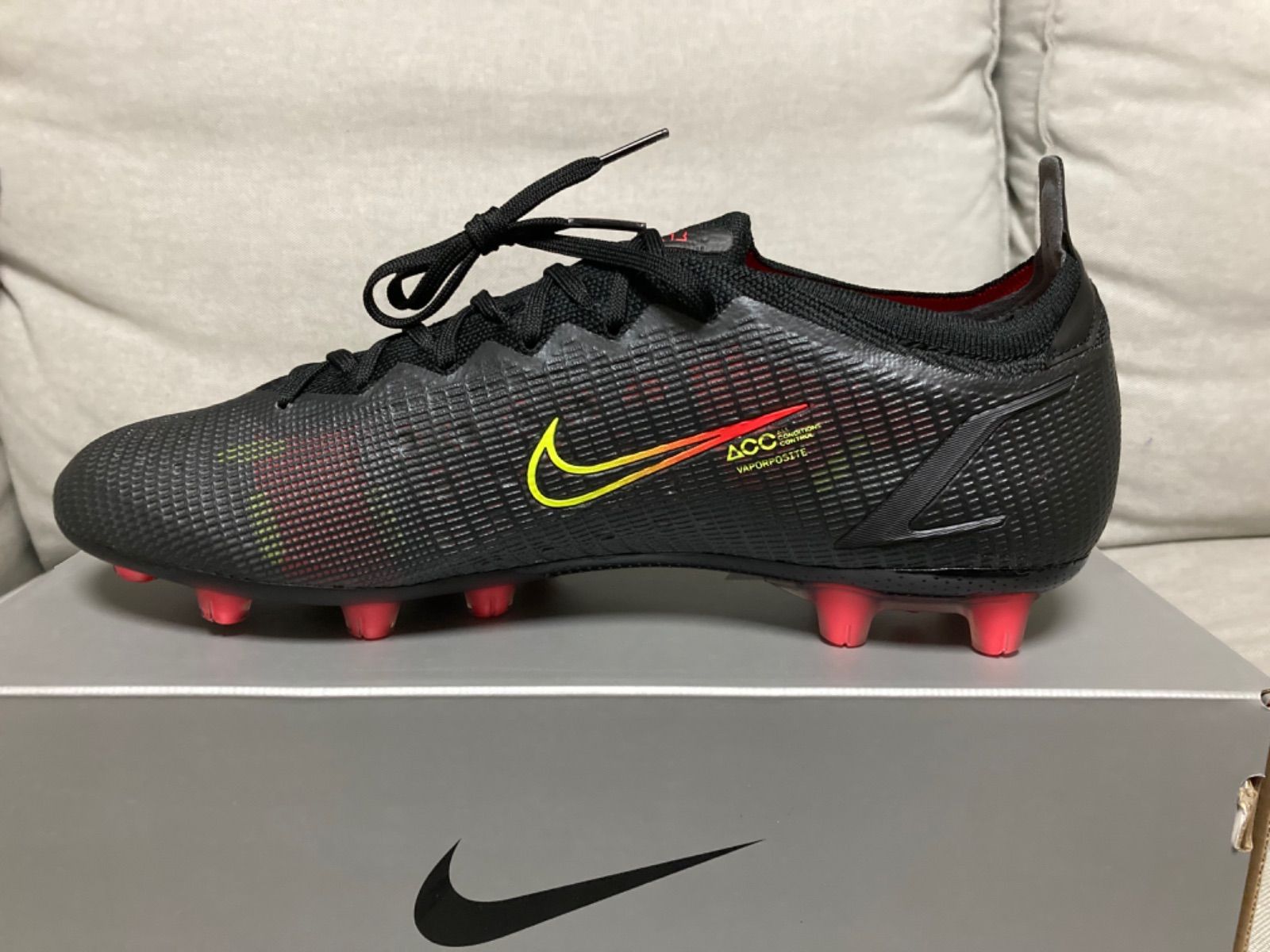 激安！【美品】ナイキサッカースパイク・マーキュリアル